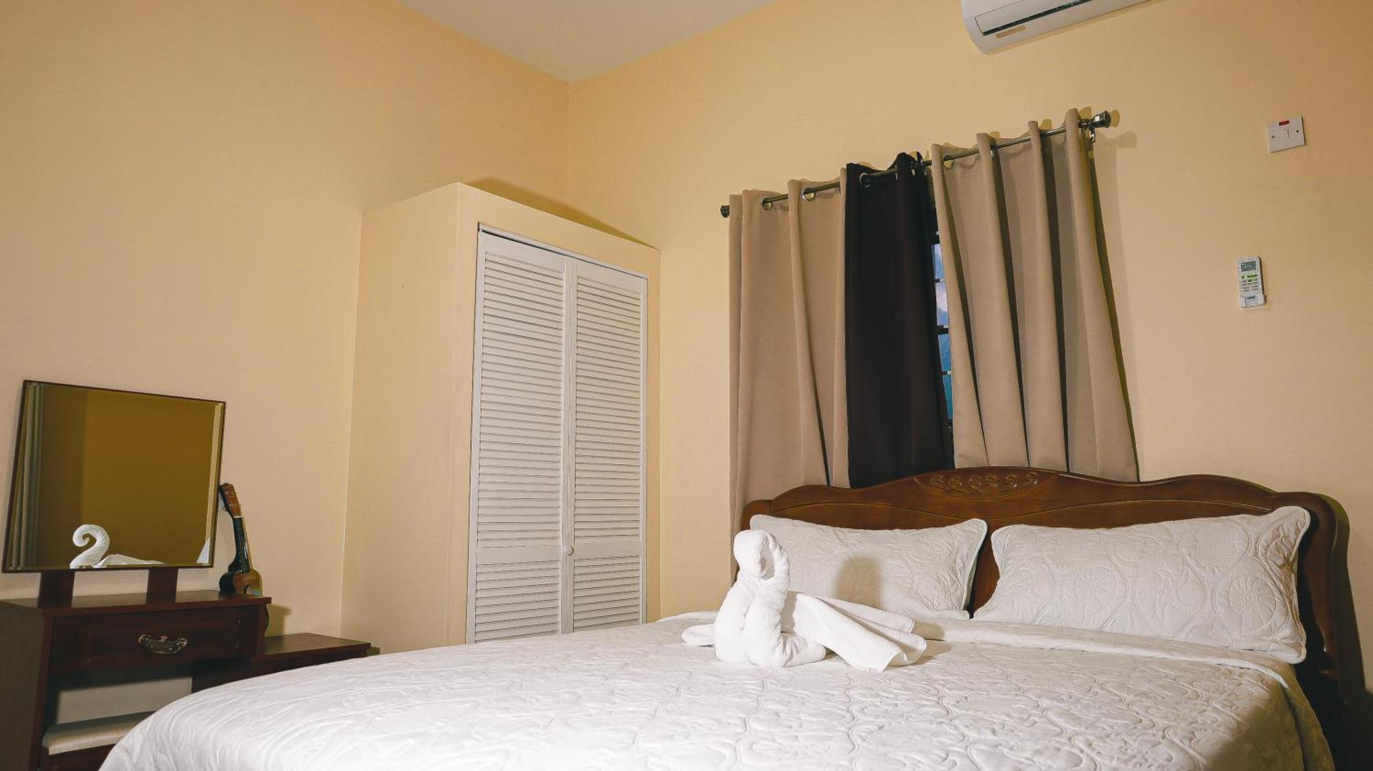 Incognito Culture Rooms Kingston Ngoại thất bức ảnh
